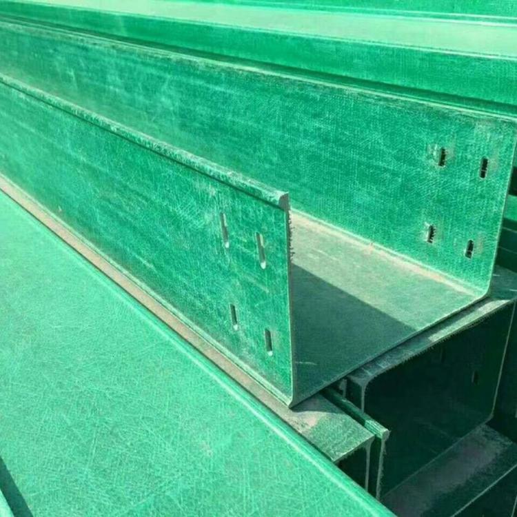临沧市槽式梯式防腐玻璃钢电缆桥架生产厂家批发价现货