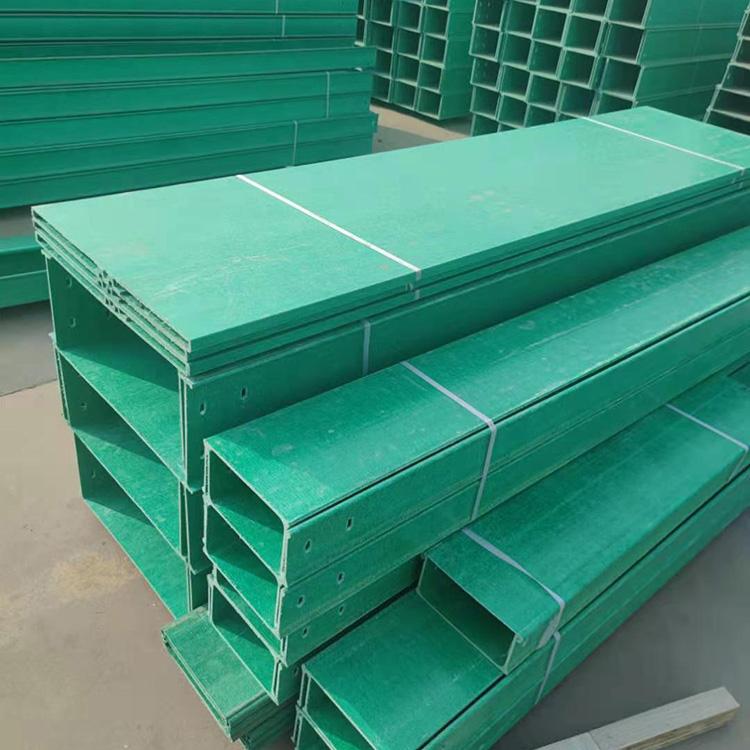 吐鲁番市槽式梯式防腐玻璃钢电缆桥架生产厂家批发价现货